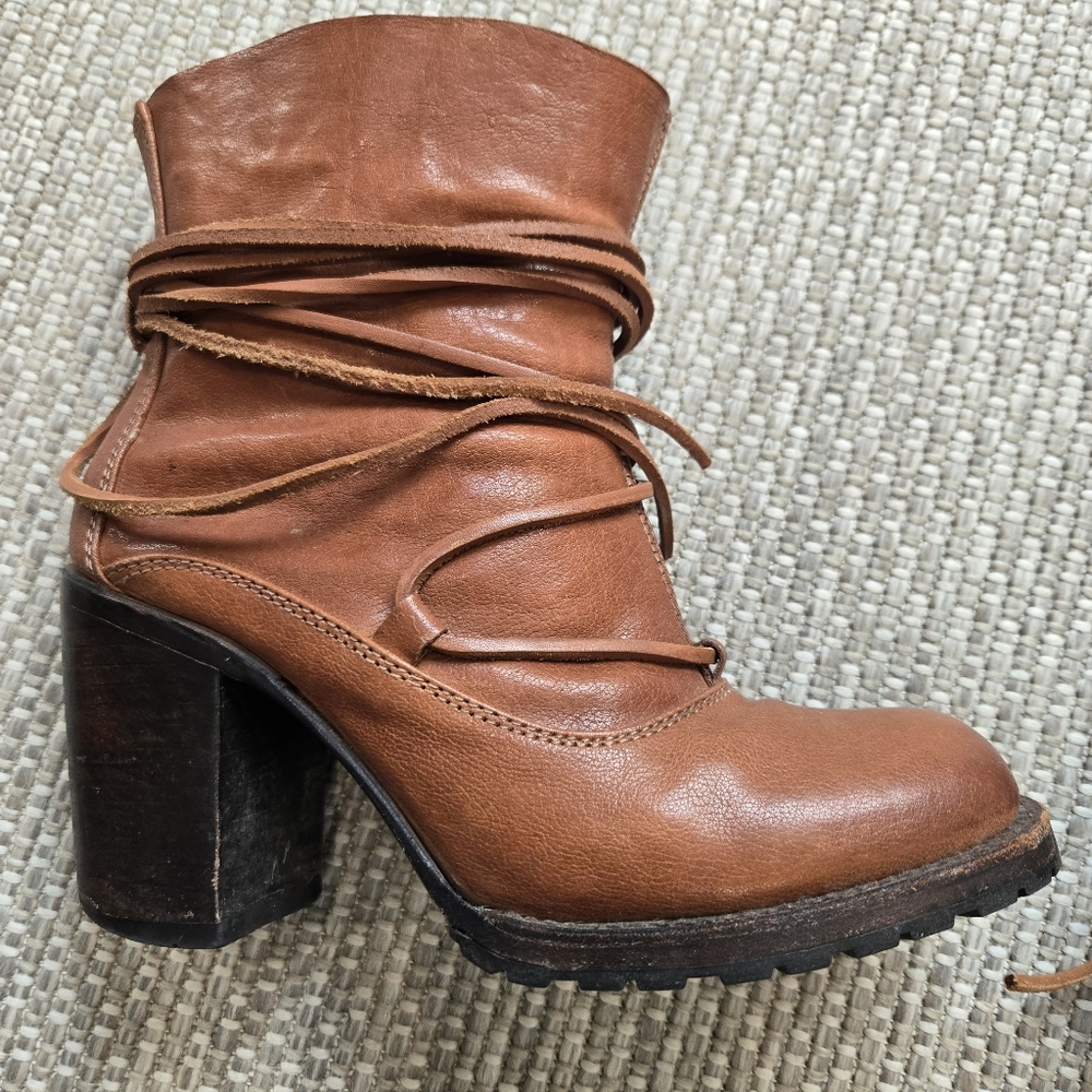 Freebird Jumpn Cognac Brown Leather Tie Heeled Ankle Bootie size 8 - Picture 11 of 15